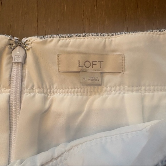 LOFT Tweed Mini Skirt Sz 4 $80 w/ pockets! Blue and ivory - Picture 2 of 6